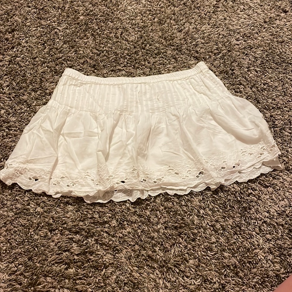 white floral skirt